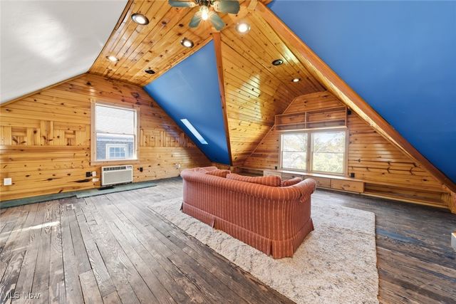 12406 Larchmere Boulevard, Cleveland, OH 44120