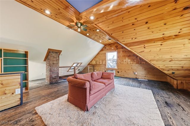 12406 Larchmere Boulevard, Cleveland, OH 44120