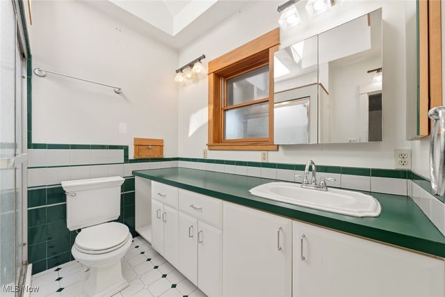 12406 Larchmere Boulevard, Cleveland, OH 44120