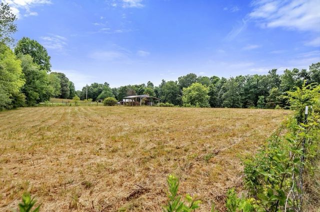 10498 Missionary Ridge Rd, Bon Aqua, TN 37025