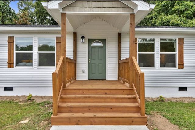 10498 Missionary Ridge Rd, Bon Aqua, TN 37025