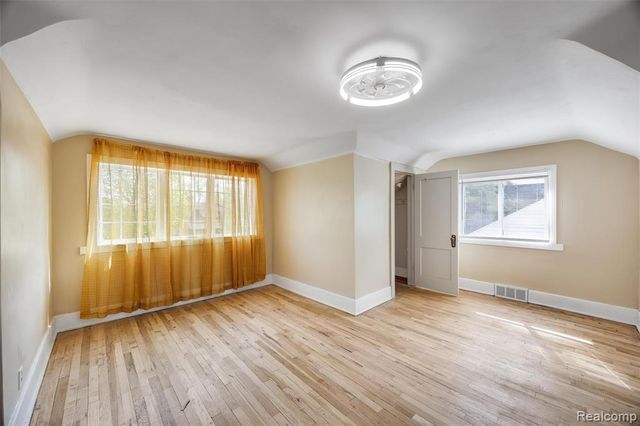 10320 Crocuslawn Street, Detroit, MI 48204