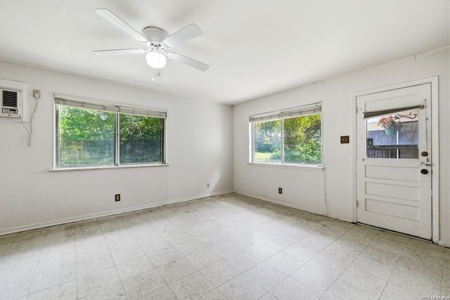 3603 PRINCE GEORGE DR, San Antonio, TX 78230