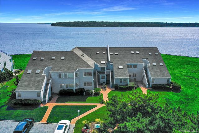 2820 Shipyard Lane 2C2, East Marion, NY 11939