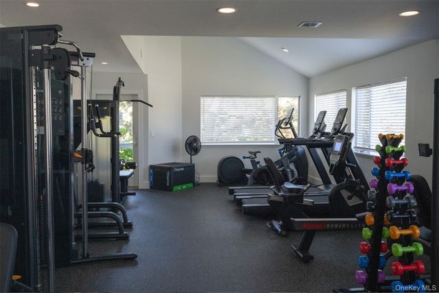 2820 Shipyard Lane 2C2, East Marion, NY 11939