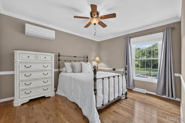 1609 Featherstone Drive, Town And Country, MO 63131