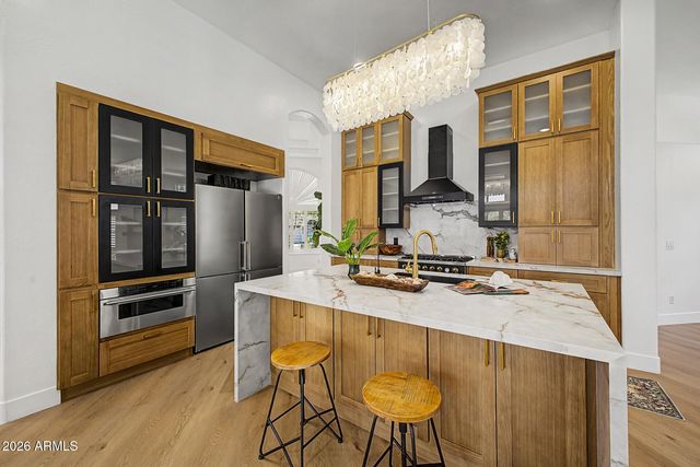 6034 E ANDERSON Drive, Scottsdale, AZ 85254