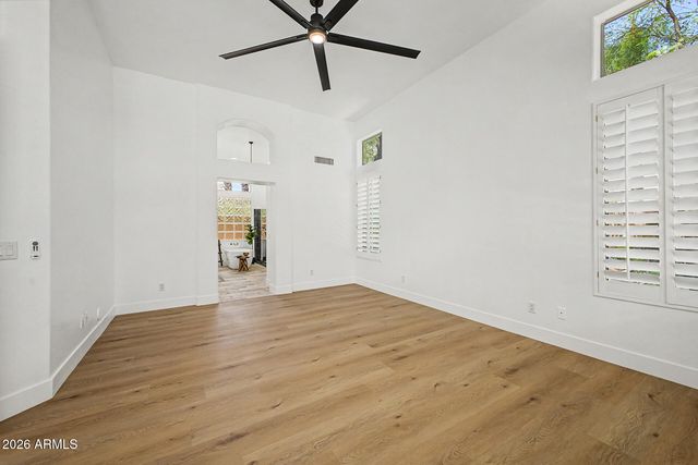 6034 E ANDERSON Drive, Scottsdale, AZ 85254