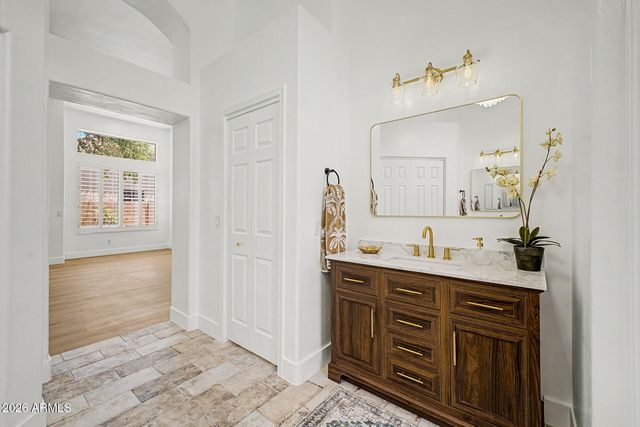 6034 E ANDERSON Drive, Scottsdale, AZ 85254