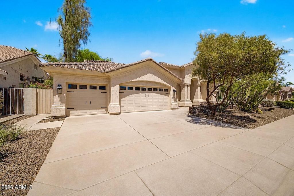 6034 E ANDERSON Drive, Scottsdale, AZ 85254
