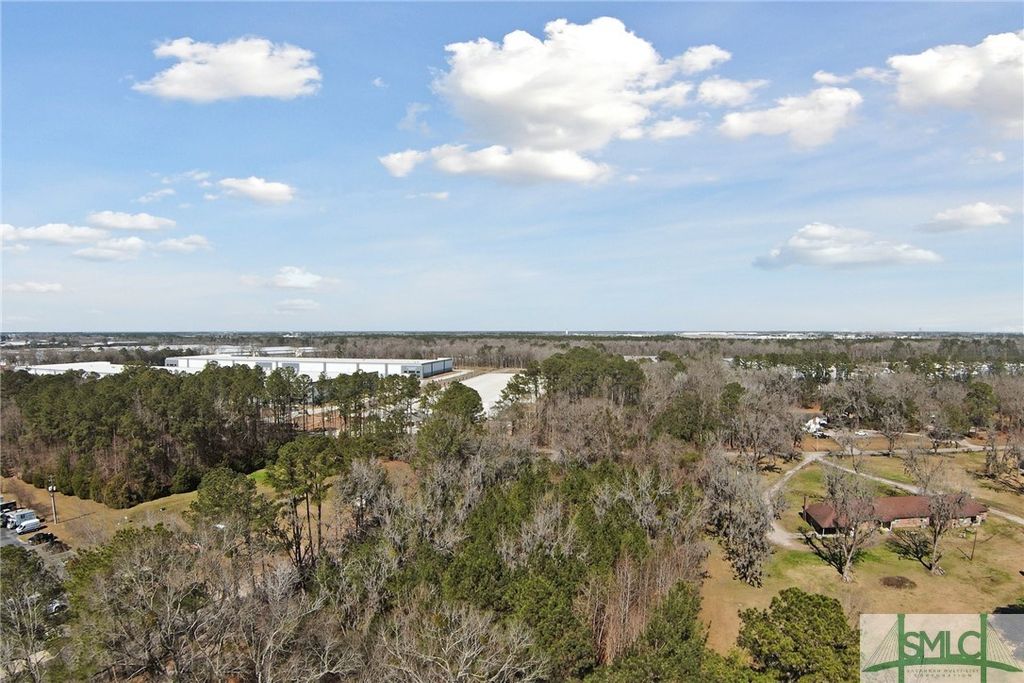 Image 3 of property listing at 1376 US HWY. 80 E Highway, Pooler, GA 31322