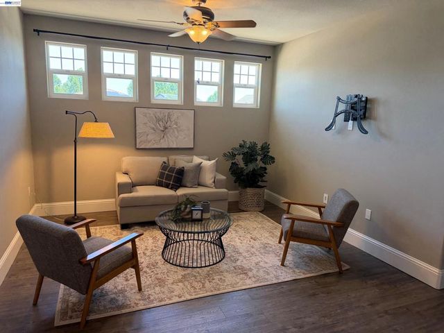 1022 Ginger Ct, Brentwood, CA 94513