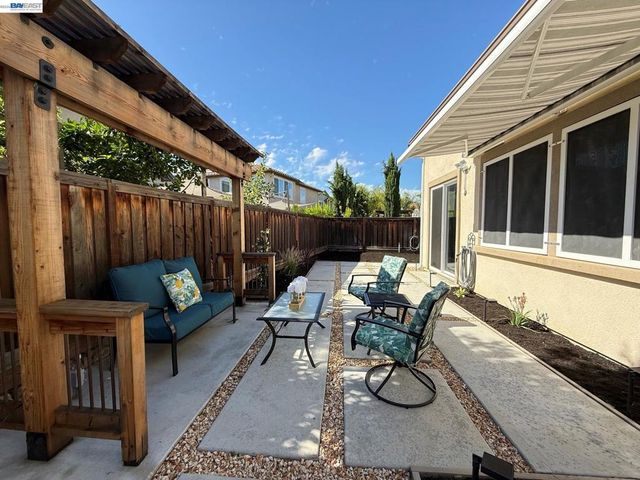 1022 Ginger Ct, Brentwood, CA 94513