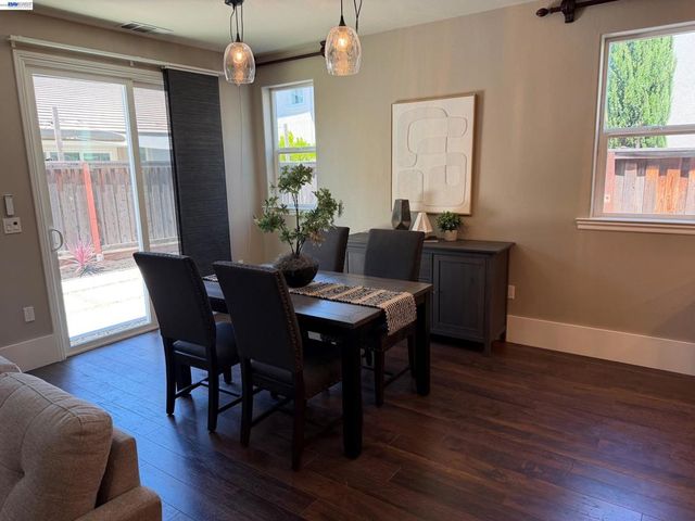1022 Ginger Ct, Brentwood, CA 94513