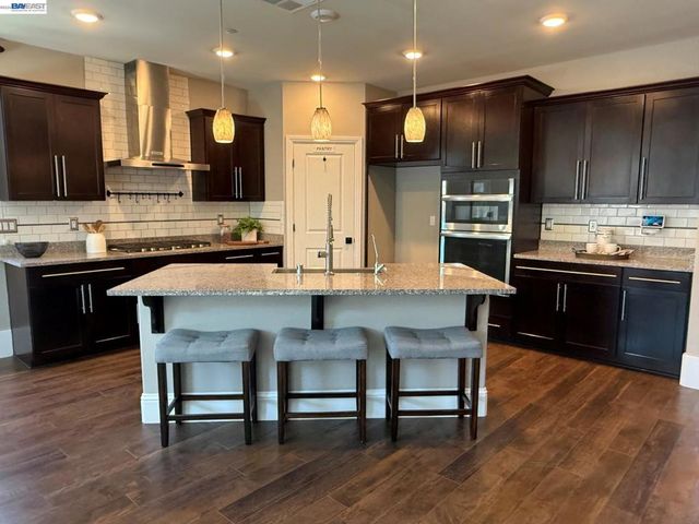1022 Ginger Ct, Brentwood, CA 94513