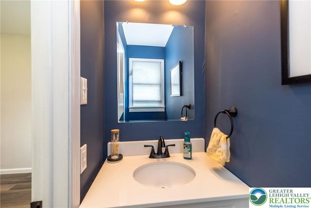 680 Hope Drive, Bushkill Twp, PA 18064