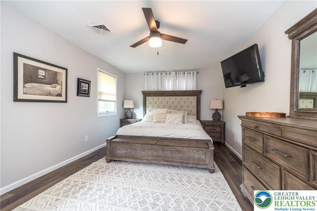 680 Hope Drive, Bushkill Twp, PA 18064