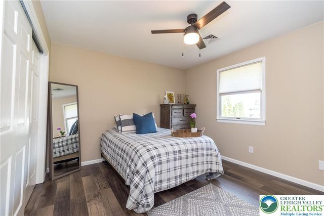 680 Hope Drive, Bushkill Twp, PA 18064