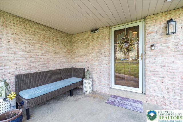 680 Hope Drive, Bushkill Twp, PA 18064