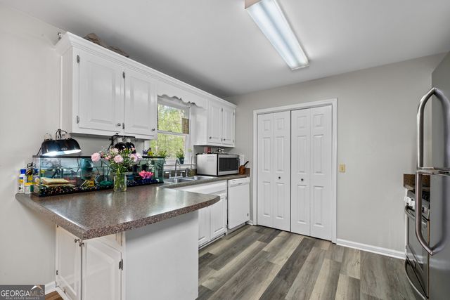 6041 COBB Street, Lula, GA 30554