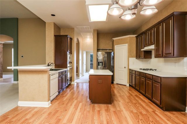 717 Summerfield Drive, Murphy, TX 75094