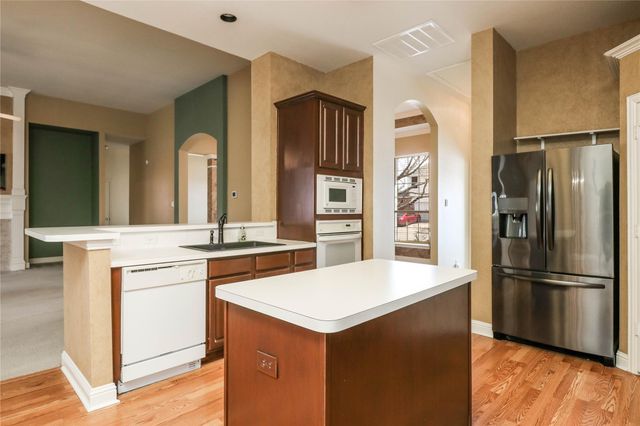 717 Summerfield Drive, Murphy, TX 75094