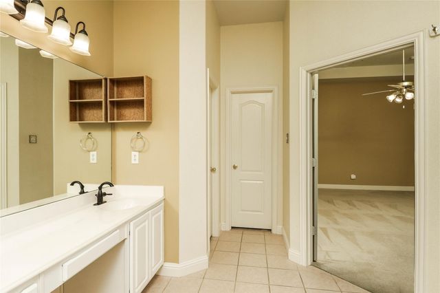 717 Summerfield Drive, Murphy, TX 75094