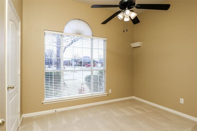 717 Summerfield Drive, Murphy, TX 75094