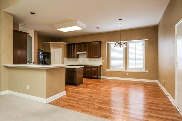 717 Summerfield Drive, Murphy, TX 75094