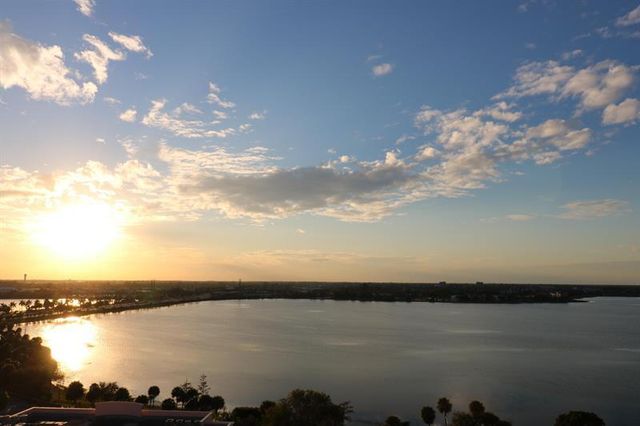 616 Clearwater Park Road 407, West Palm Beach, FL 33401