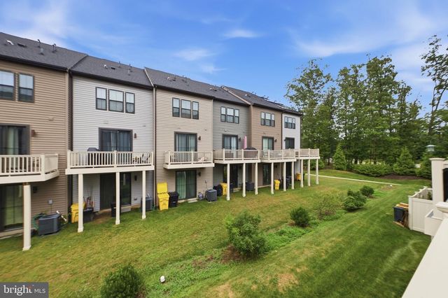 653 LAKEMONT DR, Glen Burnie, MD 21060