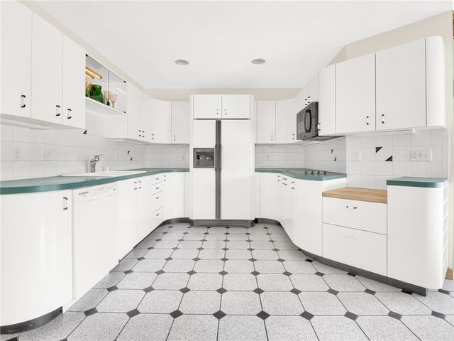 51 Janet Drive, Cranston, RI 02921