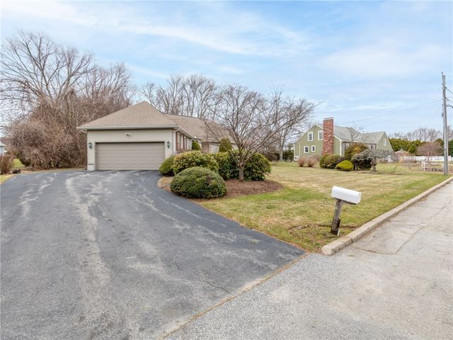 51 Janet Drive, Cranston, RI 02921