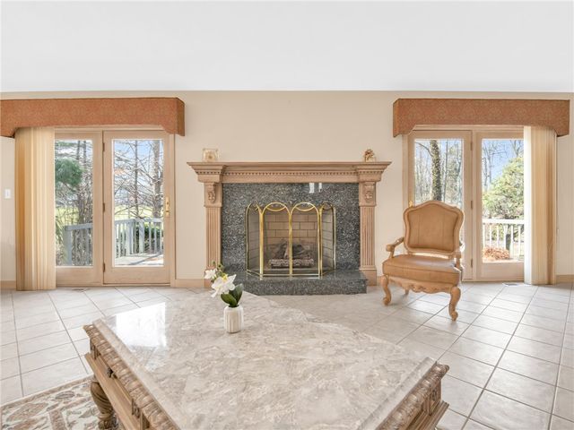 51 Janet Drive, Cranston, RI 02921