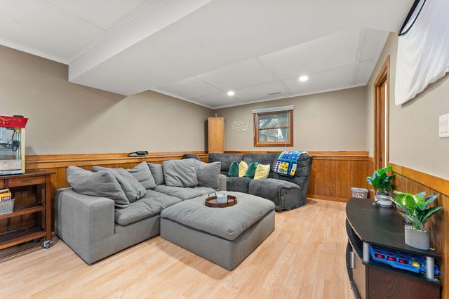 8921 W 125th Place, Cedar Lake, IN 46303