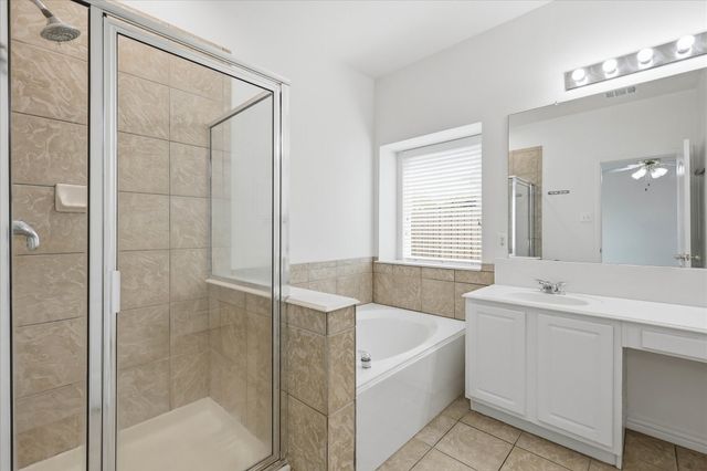 3617 Queenswood Court, Fort Worth, TX 76244