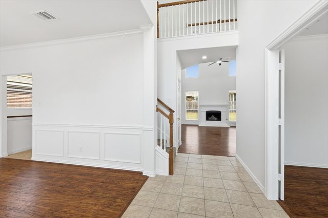 3617 Queenswood Court, Fort Worth, TX 76244