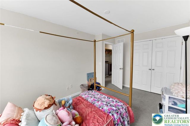 1374 Black Forest Drive, Allentown City, PA 18104