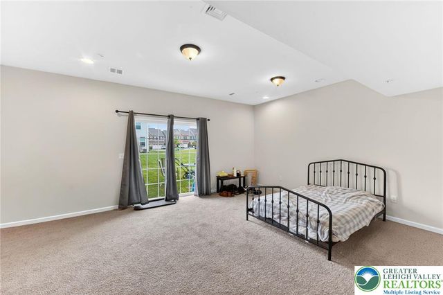 1374 Black Forest Drive, Allentown City, PA 18104