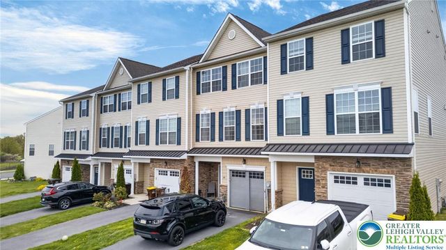 1374 Black Forest Drive, Allentown City, PA 18104