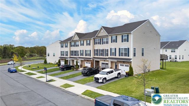 1374 Black Forest Drive, Allentown City, PA 18104