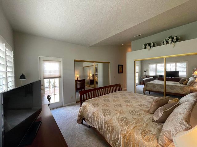 160 Desert Falls Circle, Palm Desert, CA 92211