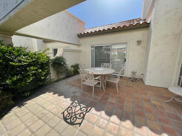 160 Desert Falls Circle, Palm Desert, CA 92211