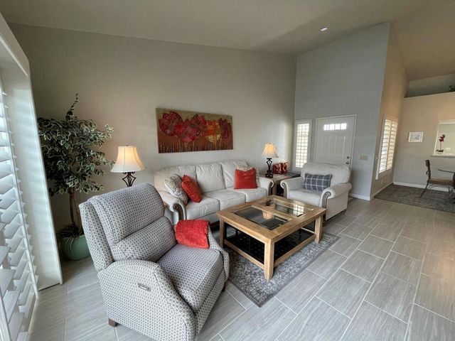 160 Desert Falls Circle, Palm Desert, CA 92211