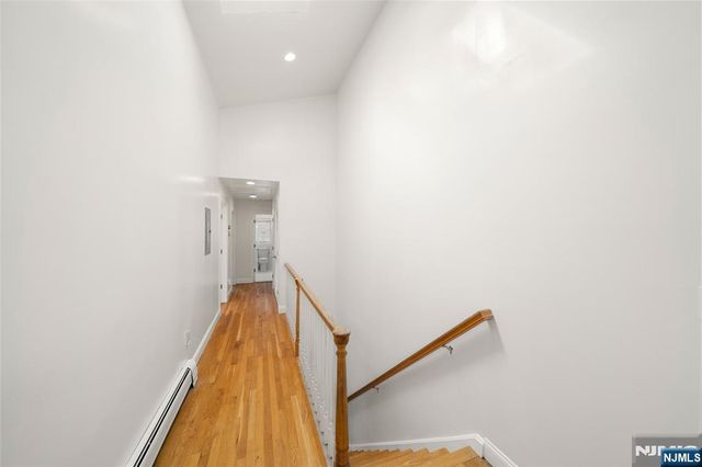 264 Lafayette Avenue, Cliffside Park, NJ 07010