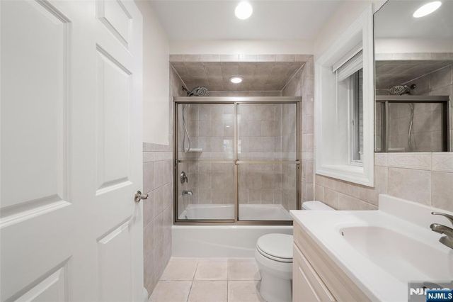 264 Lafayette Avenue, Cliffside Park, NJ 07010