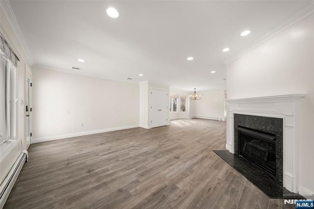 264 Lafayette Avenue, Cliffside Park, NJ 07010