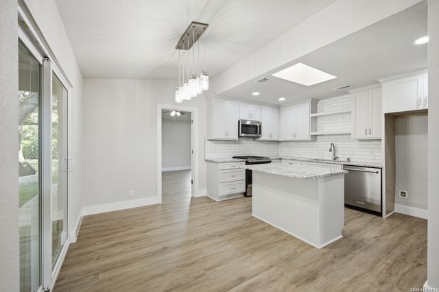 10300 Quail Meadow, San Antonio, TX 78230