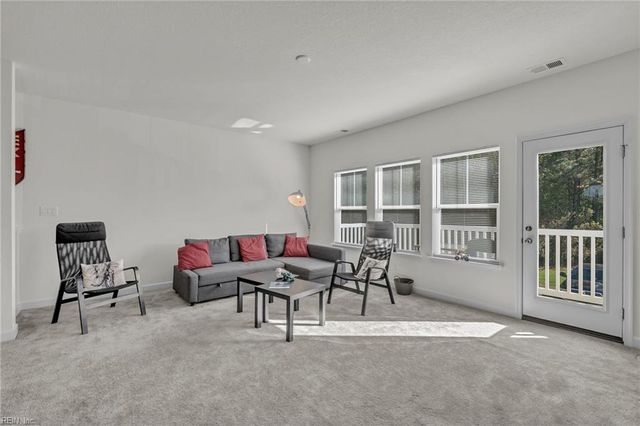 2003 Laycock Lane 102, Suffolk, VA 23435