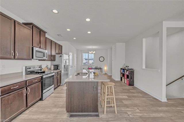 2003 Laycock Lane 102, Suffolk, VA 23435